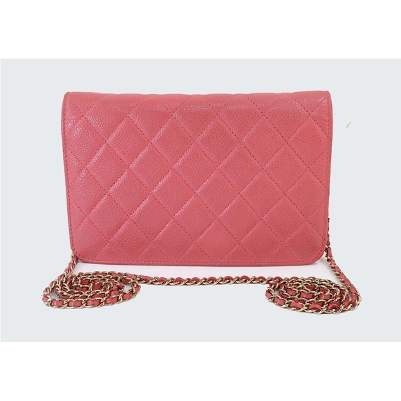 CHANEL Pink Quilted Crossbody Bag - Picture 3 of 16